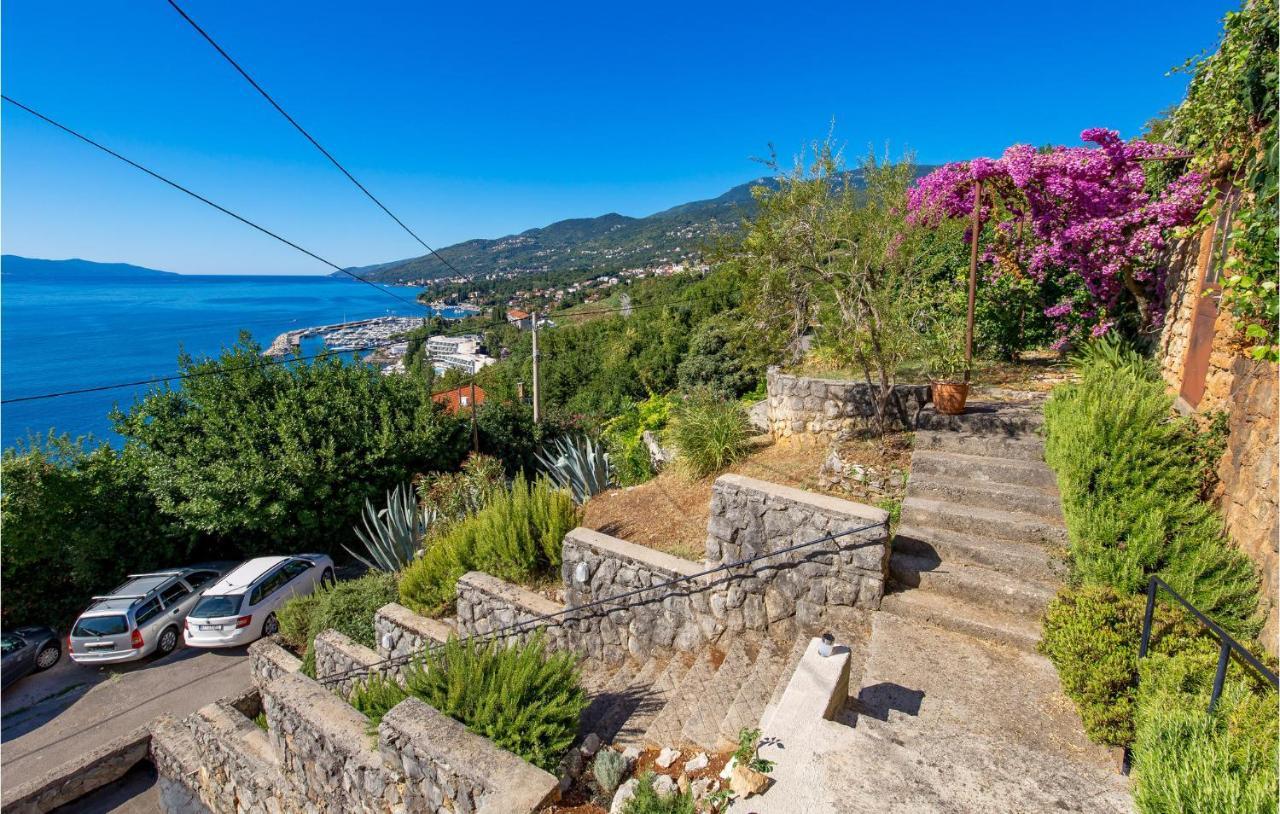 4 Bedroom Nice Apartment In Οπατία Εξωτερικό φωτογραφία