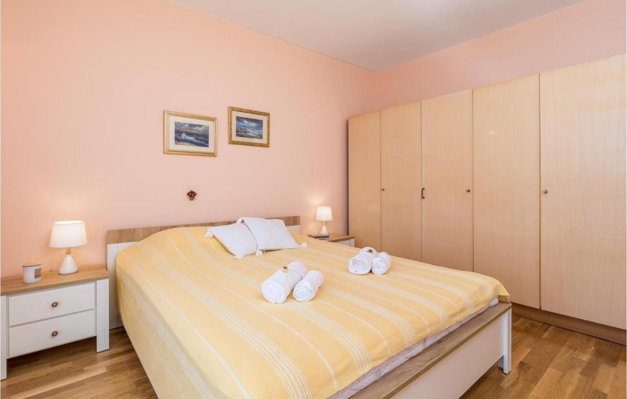 4 Bedroom Nice Apartment In Οπατία Εξωτερικό φωτογραφία